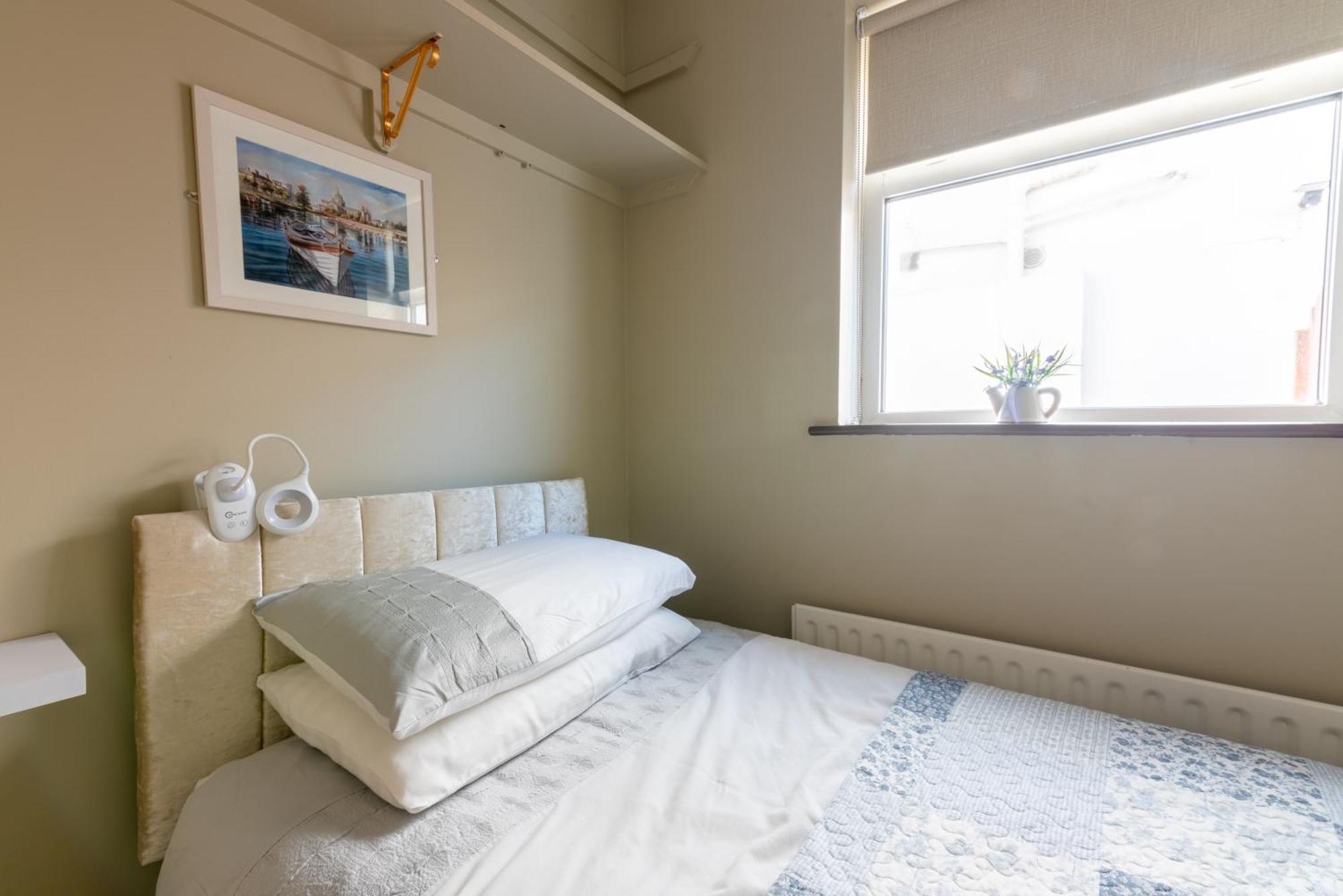 ホテル Avalon House ゴールウェイ エクステリア 写真