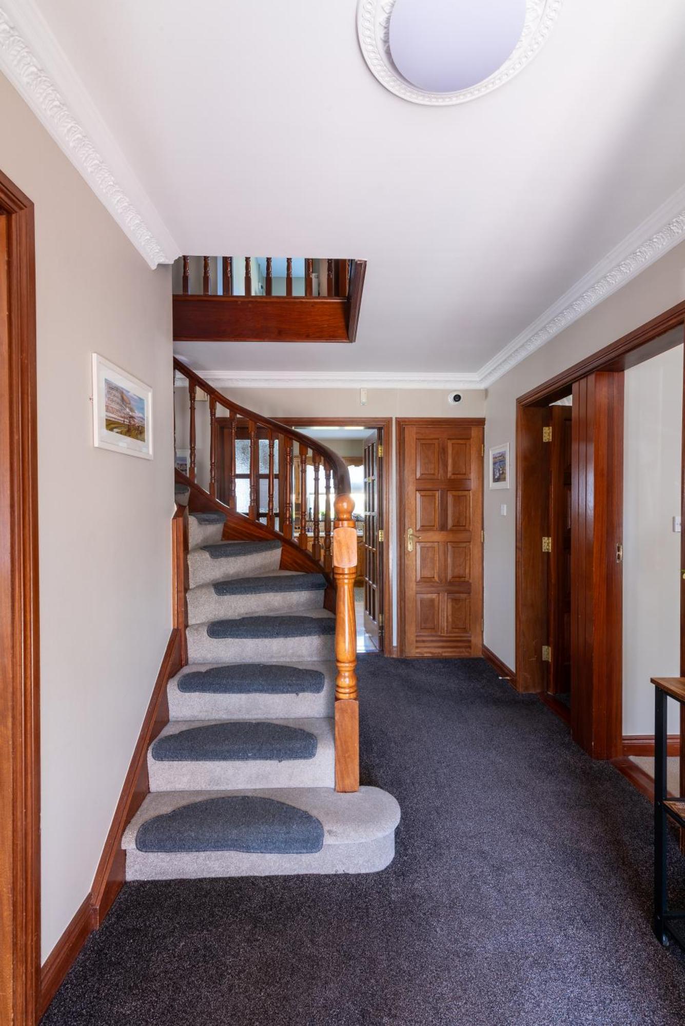 ホテル Avalon House ゴールウェイ エクステリア 写真